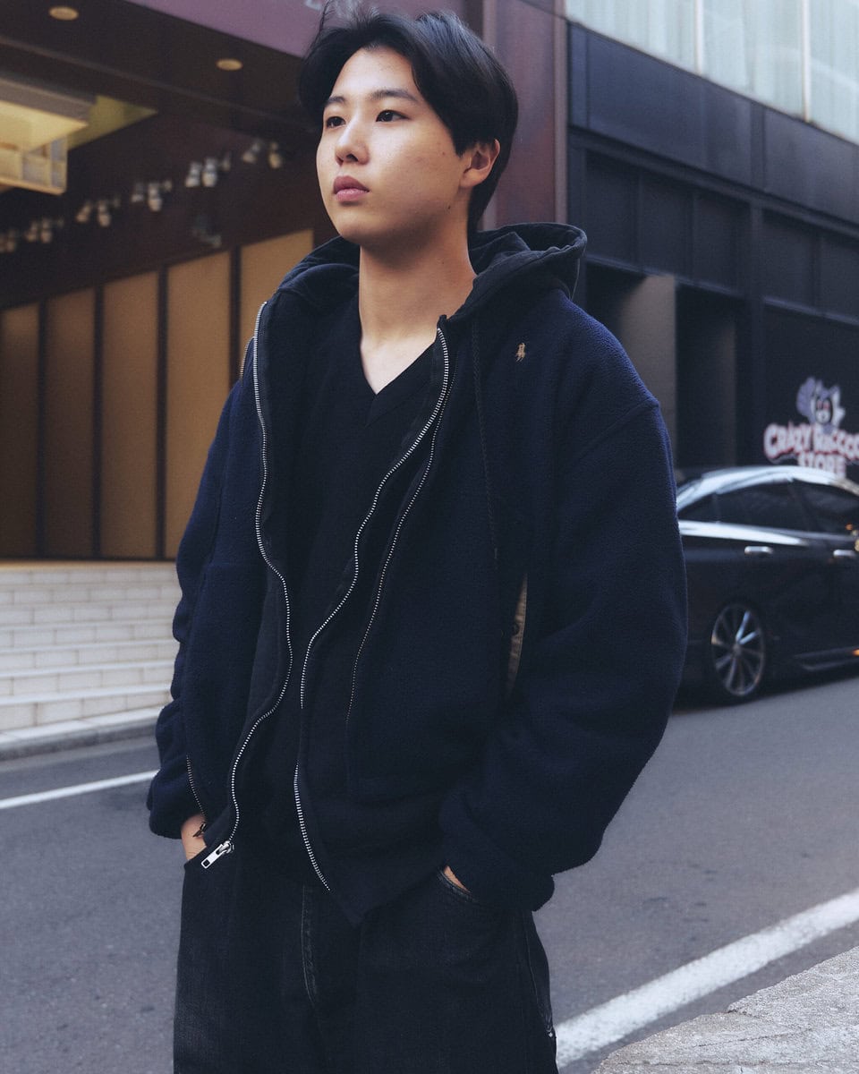 【スナップ】肩の力がいい感じに抜けたフリース軸の“ちょっとお出かけ”コーデ