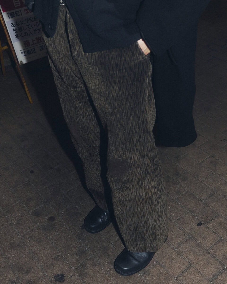 【スナップ】気鋭の韓国ブランドをふんだんに取り入れた大人のシックコーデ