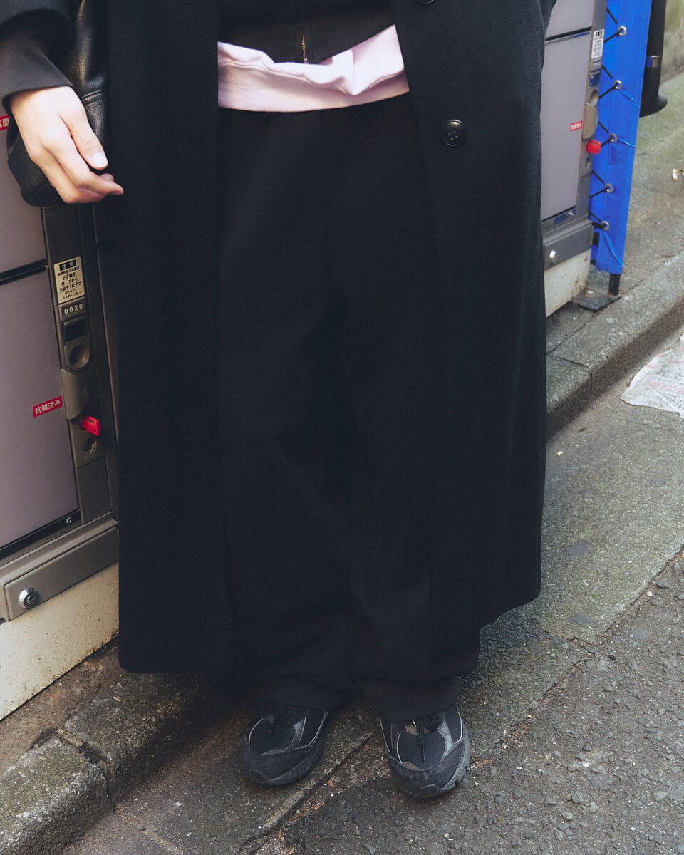 【スナップ】パーカをレイヤリングすることでほどよい「ゆるさ」を演出