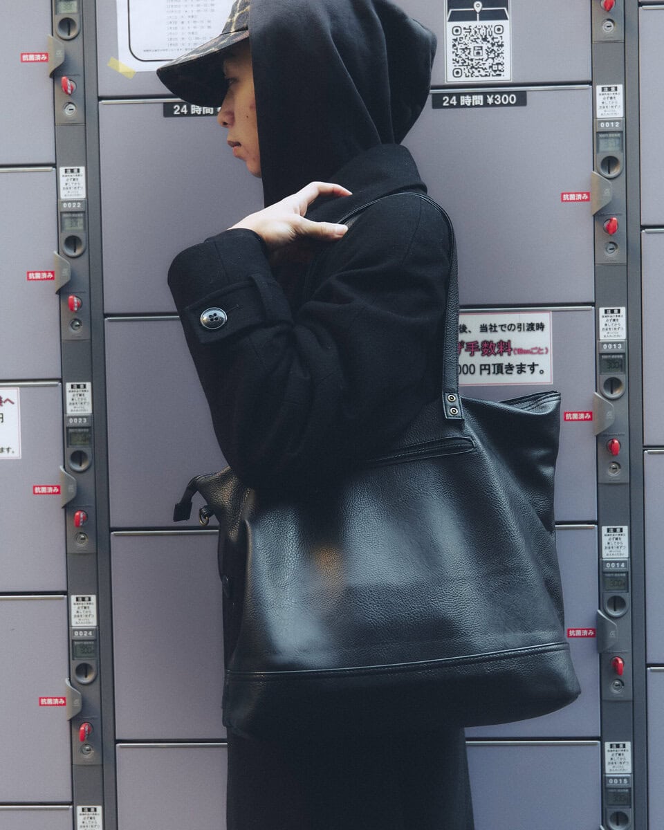 【スナップ】パーカをレイヤリングすることでほどよい「ゆるさ」を演出