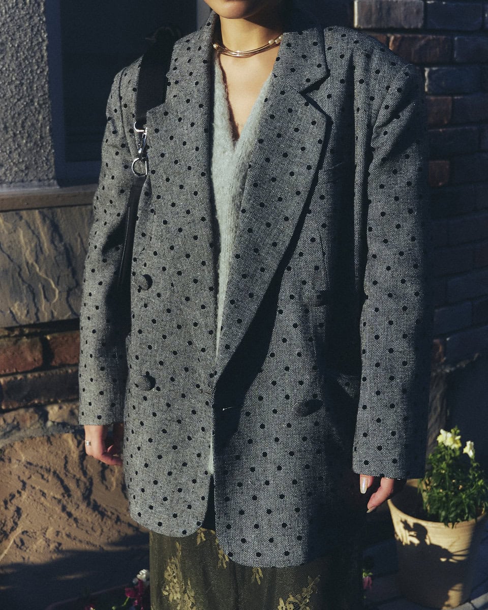 【スナップ】グレーを基調にした大人っぽヴィンテージコーデ