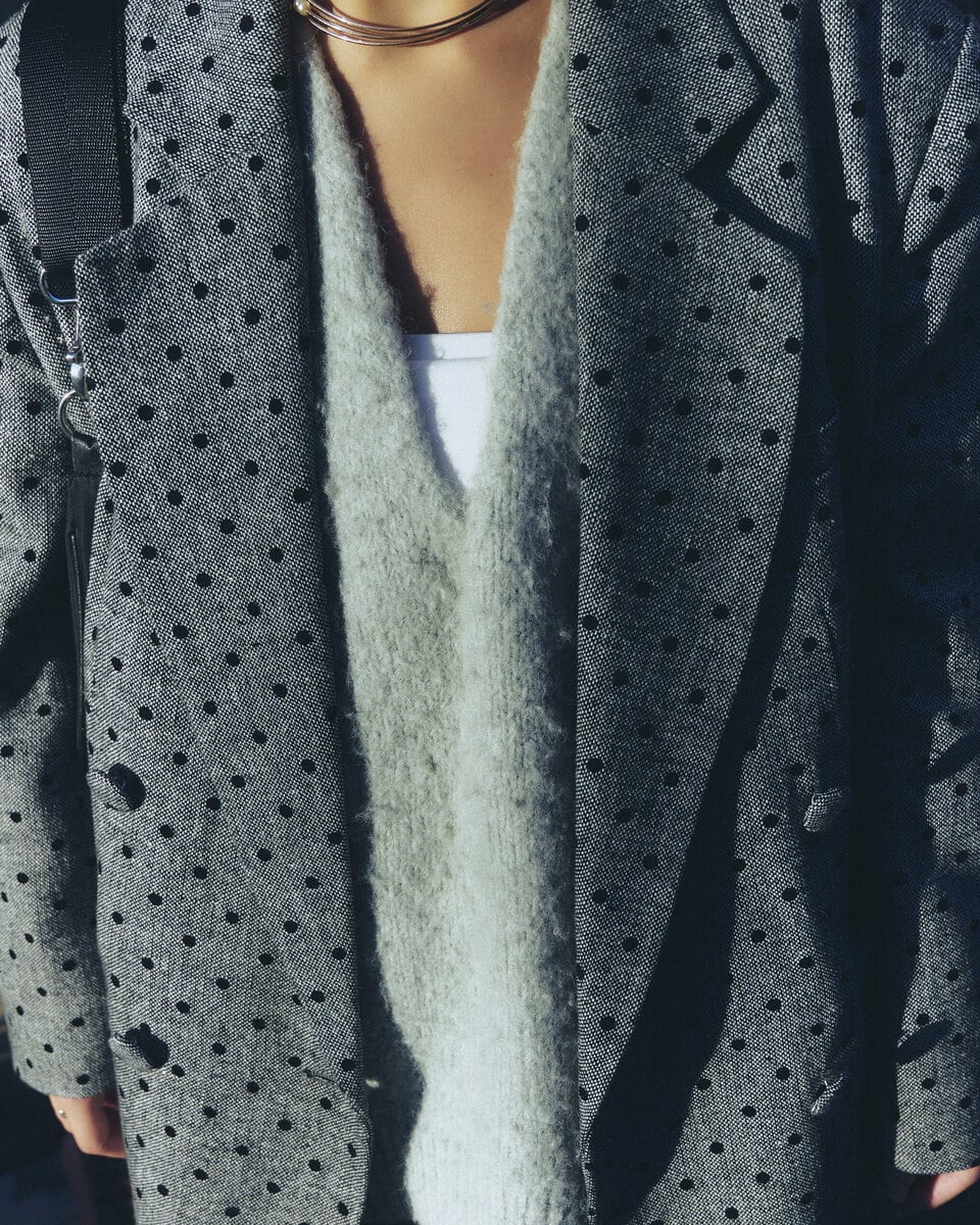 【スナップ】グレーを基調にした大人っぽヴィンテージコーデ