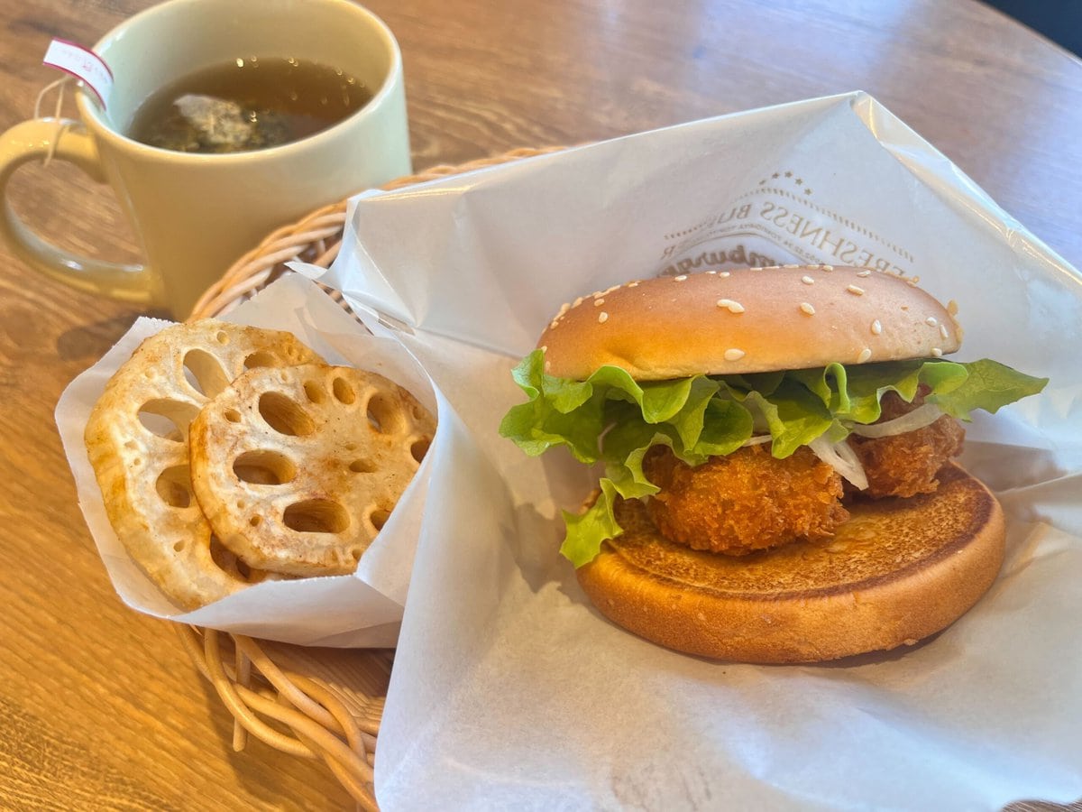 フレッシュネスバーガーの塩レモンホタテバーガーセット