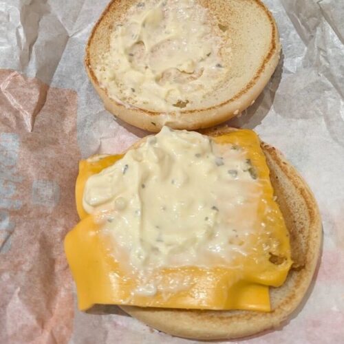 バーガーキングのフィッシュバーガー中身2