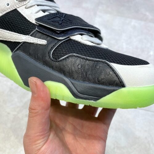 Travis Scott × Chase B × Nike（トラヴィススコット × チェイスB × ナイキ）のジャンプマンジャック TR CJ1 T-Rexx 