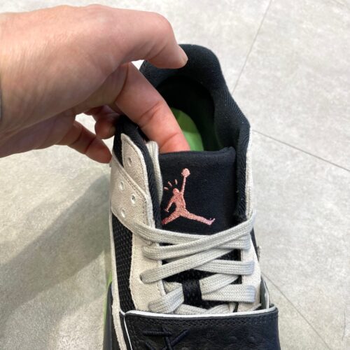 Travis Scott × Chase B × Nike（トラヴィススコット × チェイスB × ナイキ）のジャンプマンジャック TR CJ1 T-Rexx 