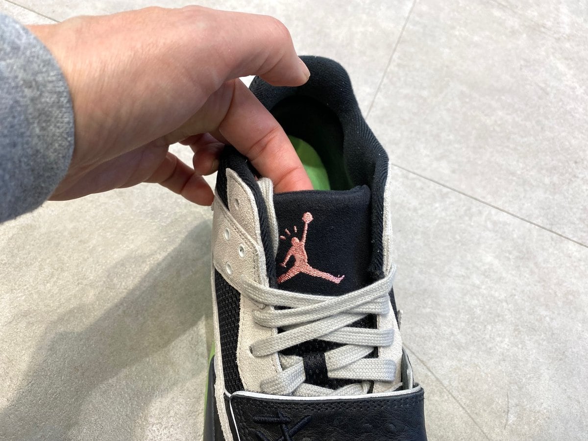 Travis Scott × Chase B × Nike（トラヴィススコット × チェイスB × ナイキ）のジャンプマンジャック TR CJ1 T-Rexx "ナイトシルバー"