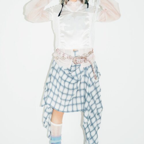 プラモデルの楽しさを世界中に広めていくアイドル〈LINKL PLANET〉2期生の佐藤咲菜さん