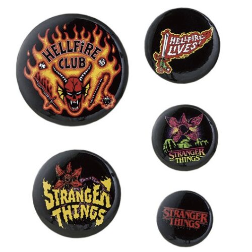 スリーコインズと『ストレンジャー・シングス』のコラボアイテム（缶バッチ）