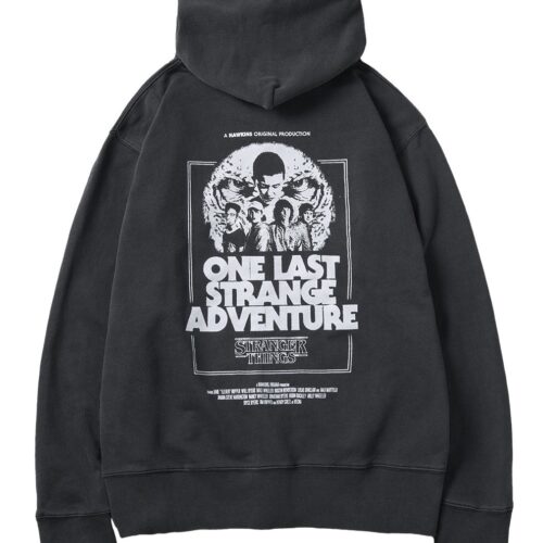 ジュンと『ストレンジャー・シングス』のコラボアイテム（ジップパーカ）