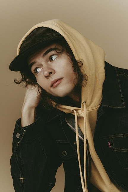 『ストレンジャー・シングス』の、頭の切れるお調子者Dustin(ダスティン)をイメージしたコーディネート