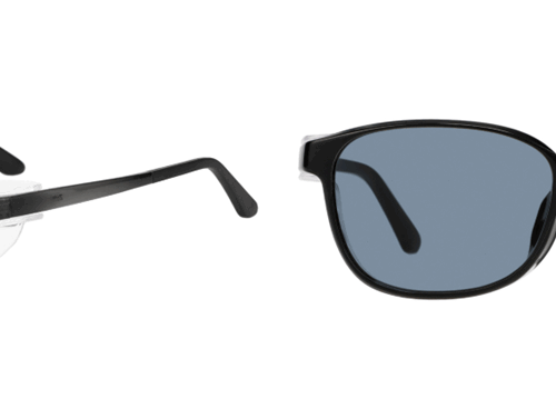 カラーレンズを搭載することで、フードがより目立ちにくい仕上がりに。人気のボストン型に加え、新たにウェリントン型もラインアップする。