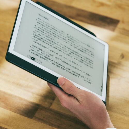 薄くて持ちやすい