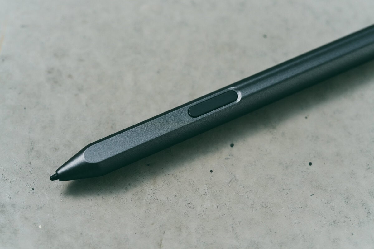 サラッとした触り心地のペン