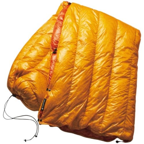 UNDER THE SUNスタッフ、ブランドディレクター・谷田誠人のベストバイ　ENLIGHTENED EQUIPMENTのRevelation Sleeping Quilt 950 40