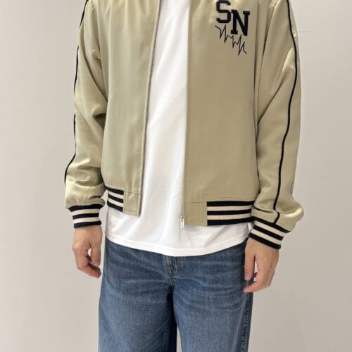 GU×UNDERCOVER サテンリブブルゾン 試着