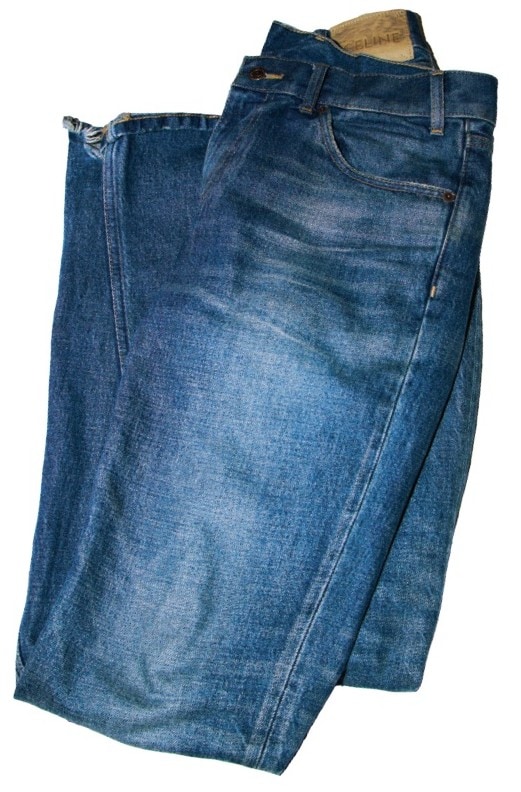 モデル、DJ・井上ヤマトさんのベストバイ CELINEの
デニムパンツ