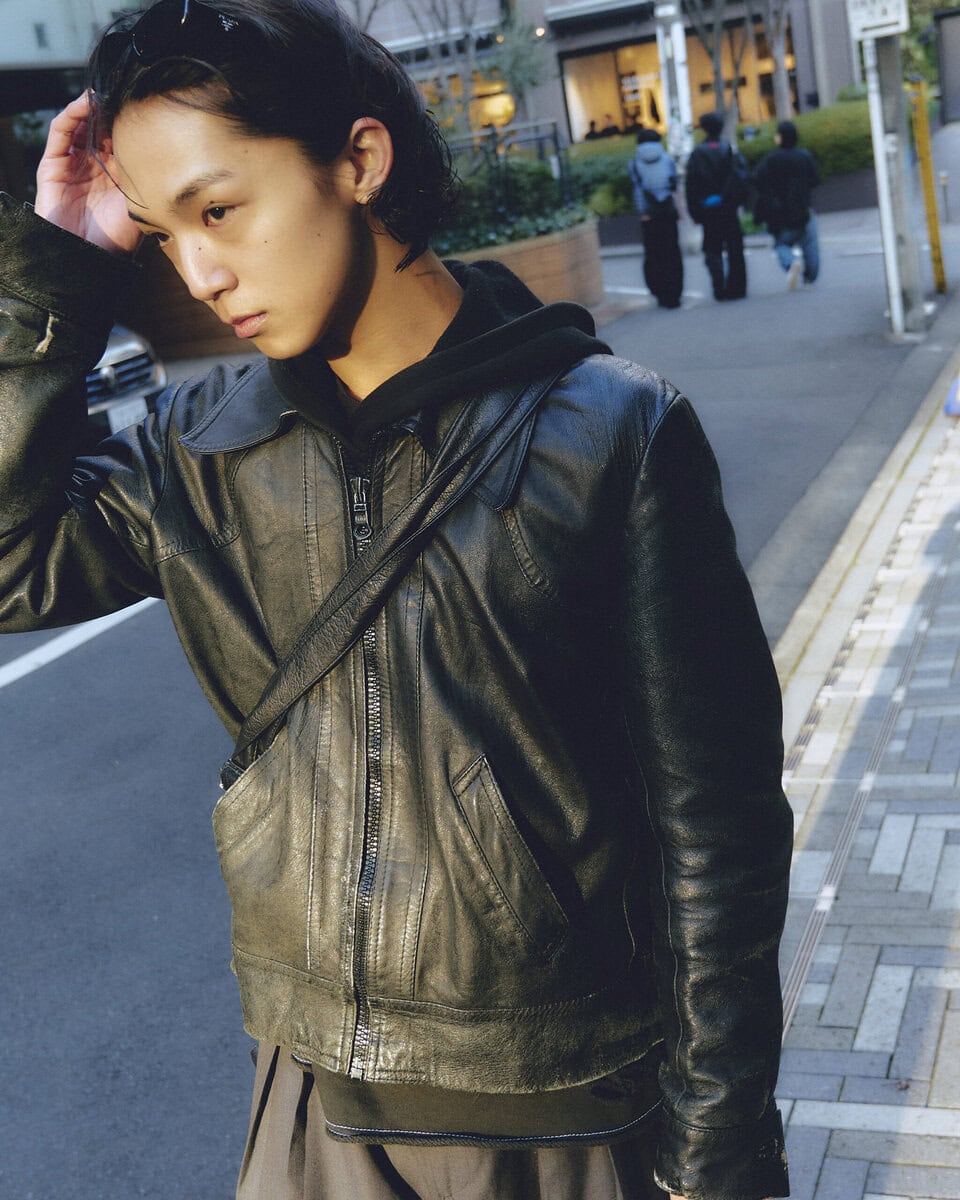 【スナップ】カラーは黒をベースに構築したキレイめAラインコーデ