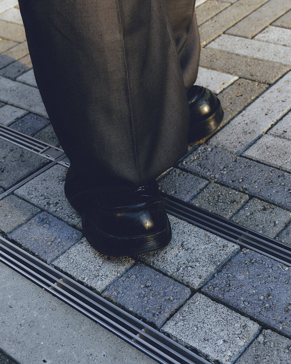 【スナップ】カラーは黒をベースに構築したキレイめAラインコーデ