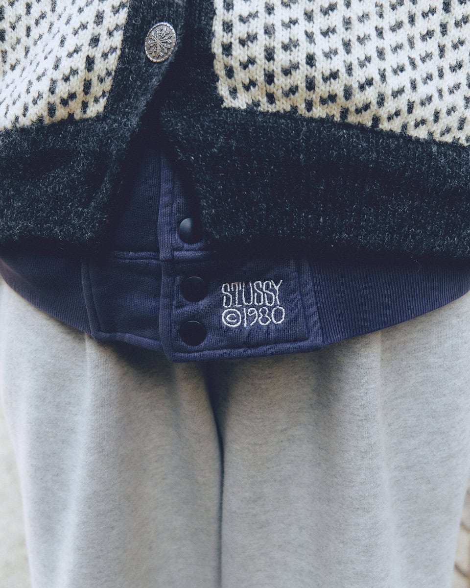 【スナップ】エルエルビーンの代表作「バーズアイ」のカーディガンが主役の“ぽかぽか”コーデ