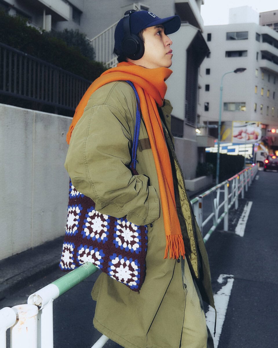 【スナップ】同系色のミリタリーで揃えて、“柄モノ”のシューズやカバンでアクセントを