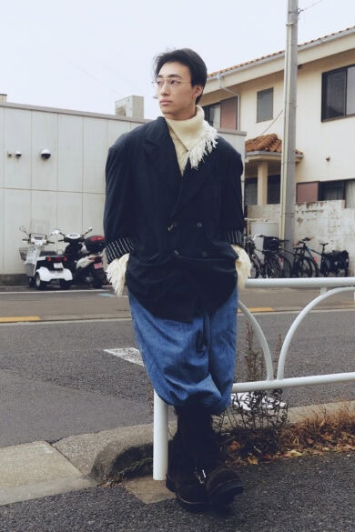 【スナップ】オーバーサイズのジャケットメイン。絞りのアクセントでブーツインデニムに