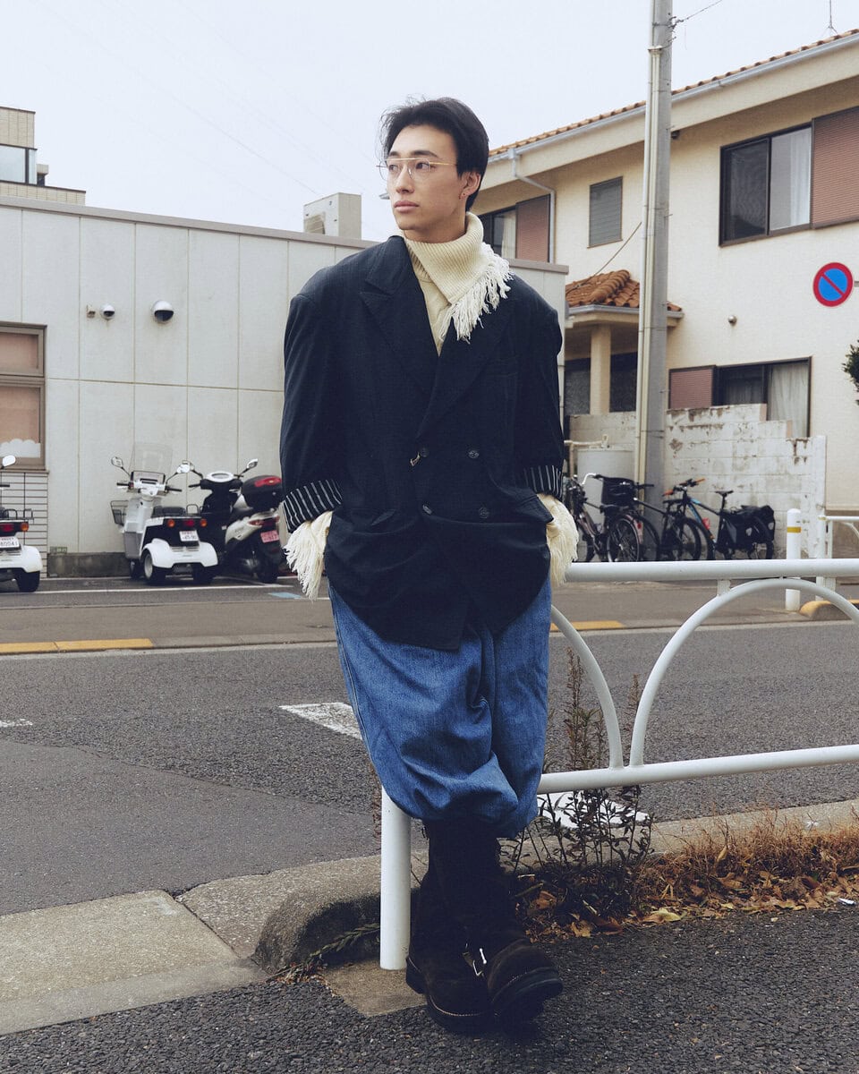 【スナップ】オーバーサイズのジャケットメイン。絞りのアクセントでブーツインデニムに