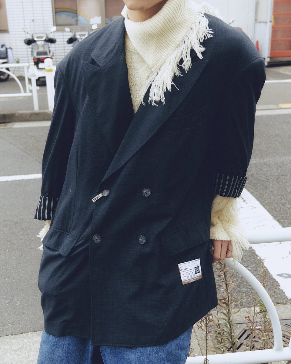 【スナップ】オーバーサイズのジャケットメイン。絞りのアクセントでブーツインデニムに