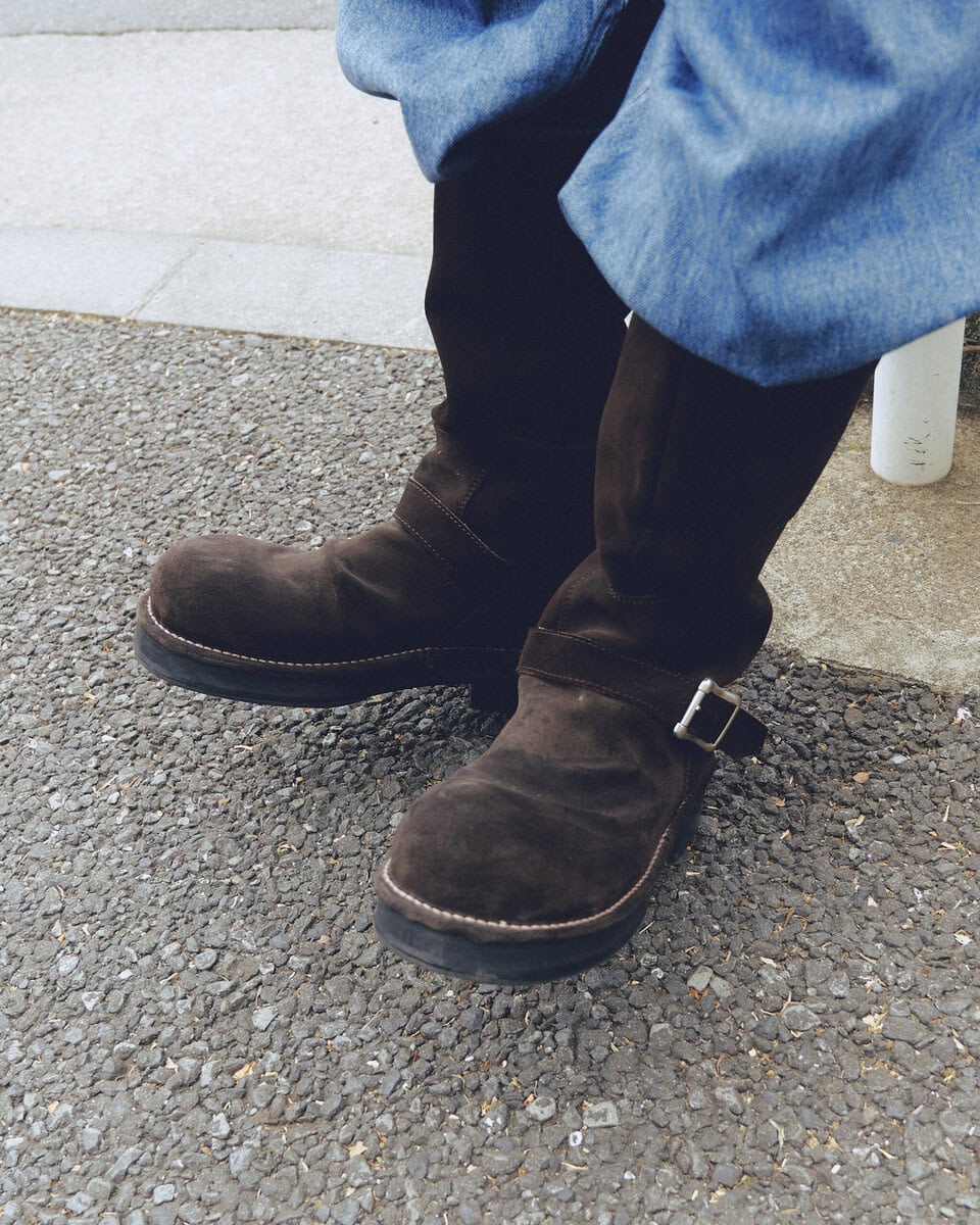 【スナップ】オーバーサイズのジャケットメイン。絞りのアクセントでブーツインデニムに