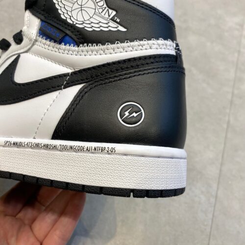 fragment design × UNION × Nike(フラグメントデザイン × ユニオン × ナイキ)のエアジョーダン1 レトロ ハイ OG