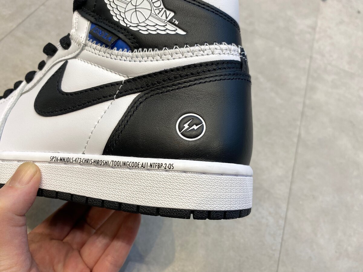 fragment design × UNION × Nike(フラグメントデザイン × ユニオン × ナイキ)のエアジョーダン1 レトロ ハイ OG "ブラック/ホワイト")