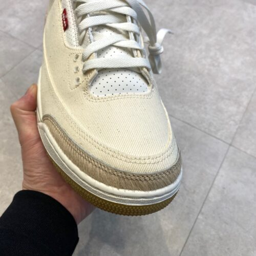 Levi's × Nike(リーバイス × ナイキ)のエアジョーダン3 レトロ SP