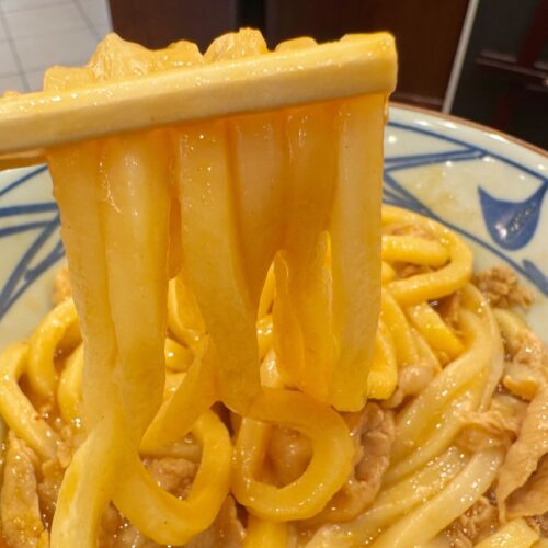 まずはそのまま、次は辛味噌でパンチを効かせ、最後はマヨネーズで濃厚で〆