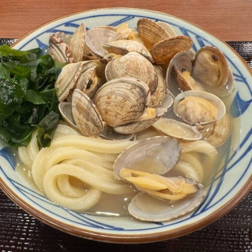 丸亀製麺春の風物詩「山盛りあさりうどん」