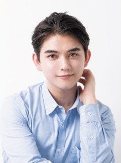 美容家男子・Tommyさんのポーチと中身