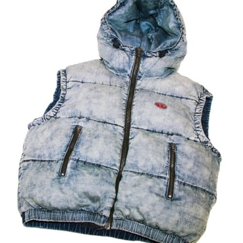 ダンス＆ボーカルグループ「THE JET BOY BANGERZ（TJBB）」TAKUMIさんのベストバイ DIESELのパファーベスト