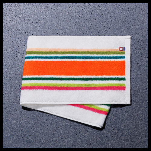 快適な使い心地とファッション性を兼ね備え、スポーツイベントを文化として楽しむ新たなスタイルを提案してくれる。