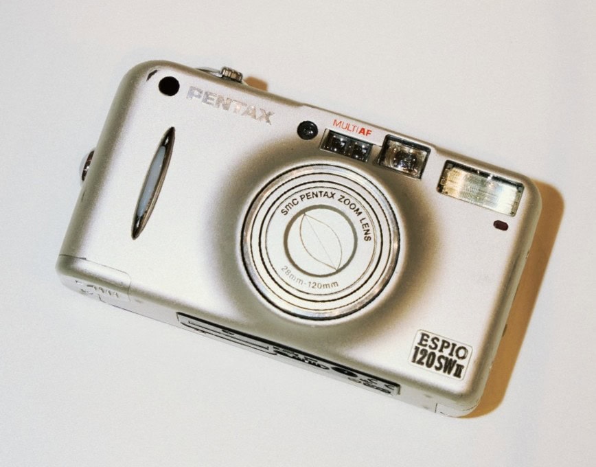 ダンス＆ボーカルグループ「THE JET BOY BANGERZ（TJBB）」TAKIさんのベストバイ　PENTAXのフィルムカメラ