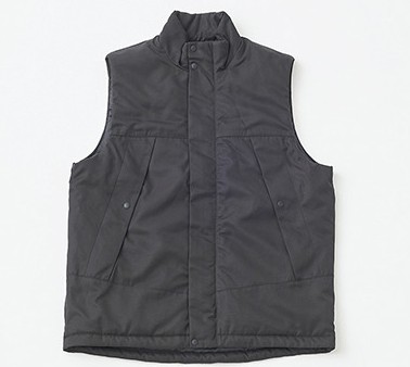 コールマンのパデッドベスト（ブラック）