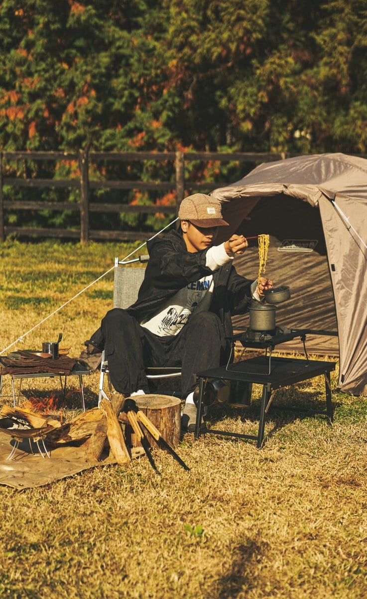 コールマンのソロキャンプでおススメのテント・ツーリングドーム/LDXと、コンパクトフォールディングチェアNX(ヘザーグレー)