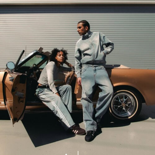 アディダス“デニム”トラックスーツが待望の復活! 5年ぶりアトモス別注はヴィンテージ感漂うライトブルー