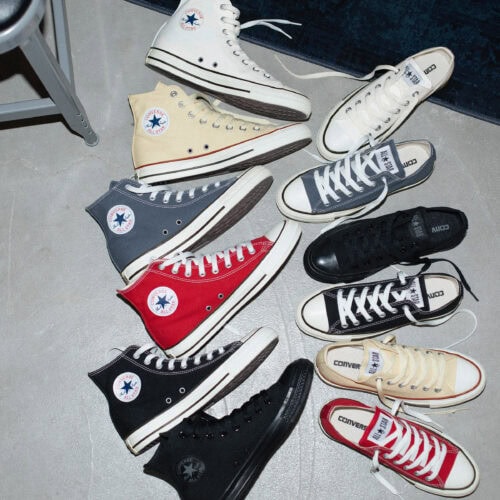 CONVERSE(コンバース)は、2025年10月より順次刷新を進めてきたALL STARにおいて、履き心地を進化させた新基準モデルの新カラーとして「ナチュラルホワイト」「ブラックモノクローム」を新たに追加。これにより、「定番カラー」の刷新が完成を迎える。