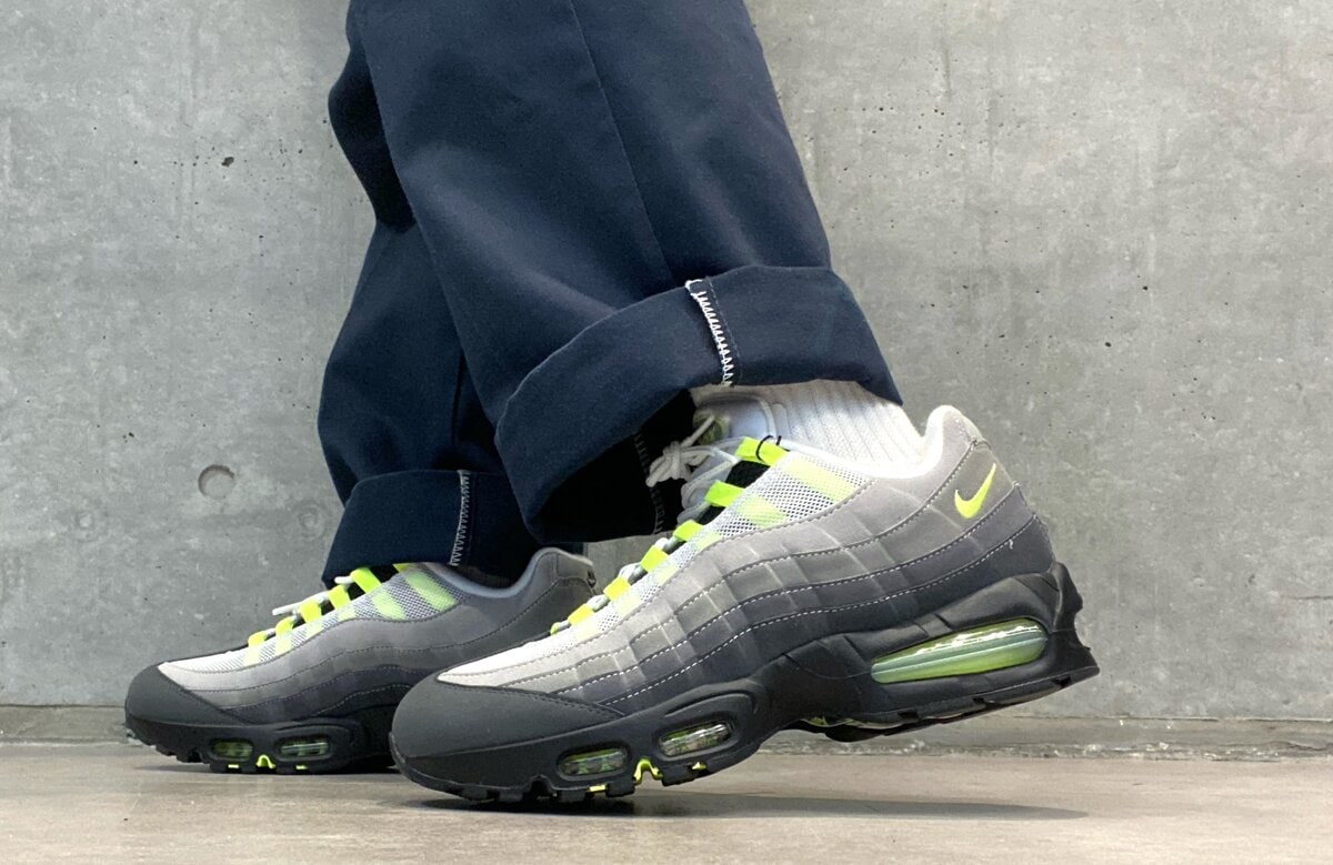 Nike(ナイキ)のエアマックス95 OG ビッグバブル "ネオンイエロー/イエローグラデ" (2025/2026)