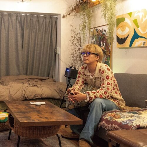 ボタニカルな酒場に住む!YouTube「パリコダマ」の舞台裏…コダマタイチが5年かけて作り上げた、描いて呑むためのリノベ空間