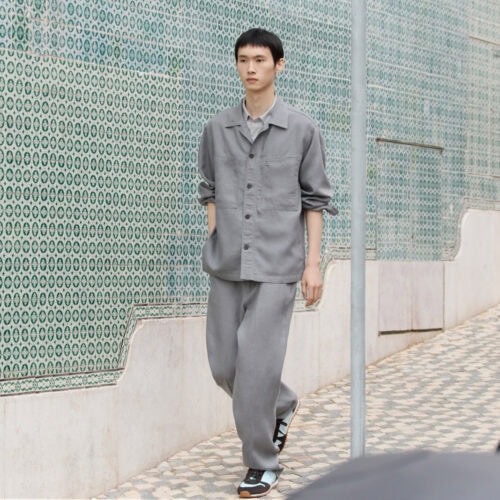 UNIQLO : C（ユニクロ：シー）初となるプレミアムリネン カプセルコレクションが4月3日（金）より発売する。最適な一色が見つかる、定番リネン 40 色超のカラーパレットに注目。