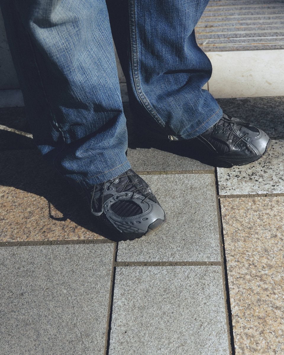 【スナップ】主張の強すぎない挿し色を随所に効かせた上級者コーデ