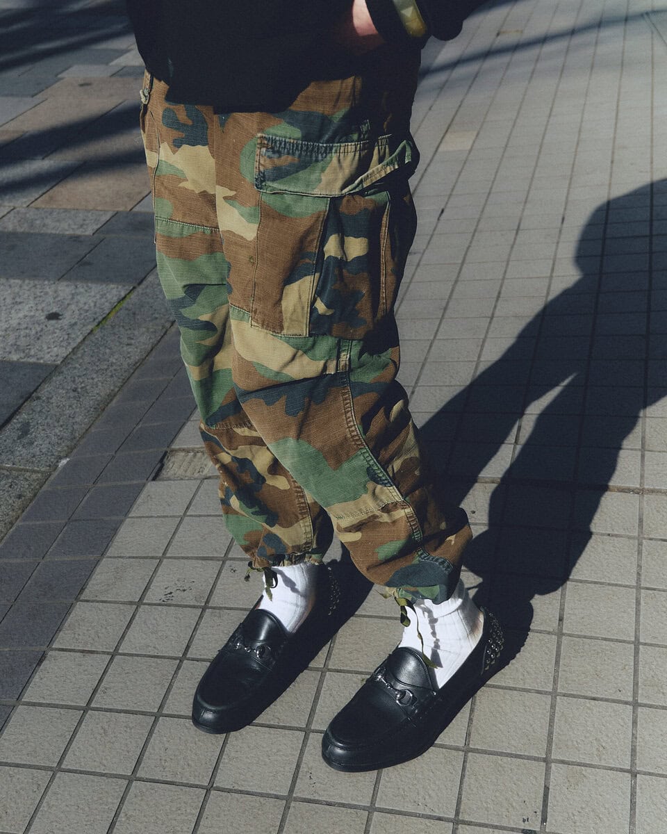 【スナップ】カモパンの白ソックス＆ローファーを合わせてキレイめに