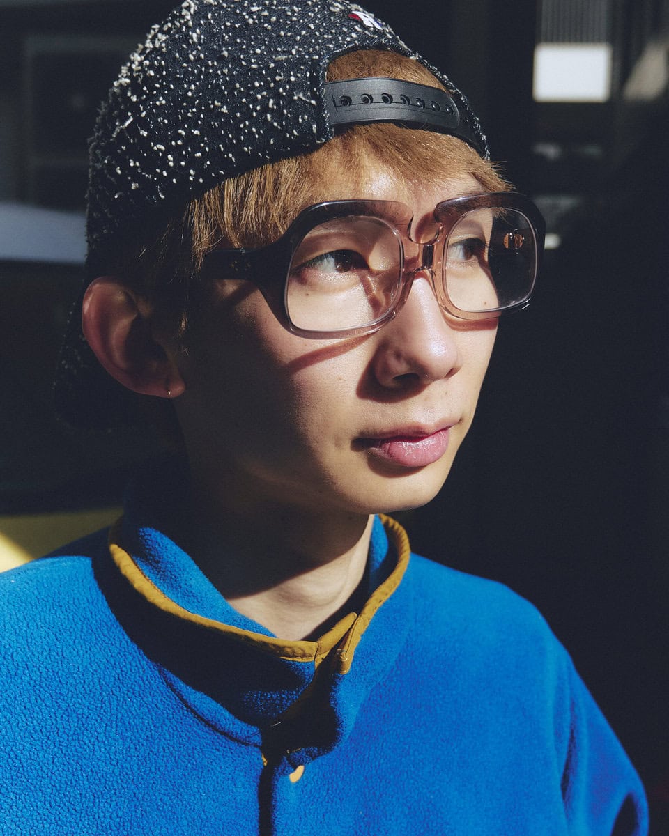 【スナップ】休日散歩スタイルはフリース＆デニムと青系統でまとめて