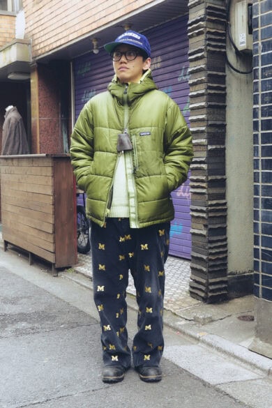 【スナップ】キャップとコーデュロイパンツの色合わせがポイント