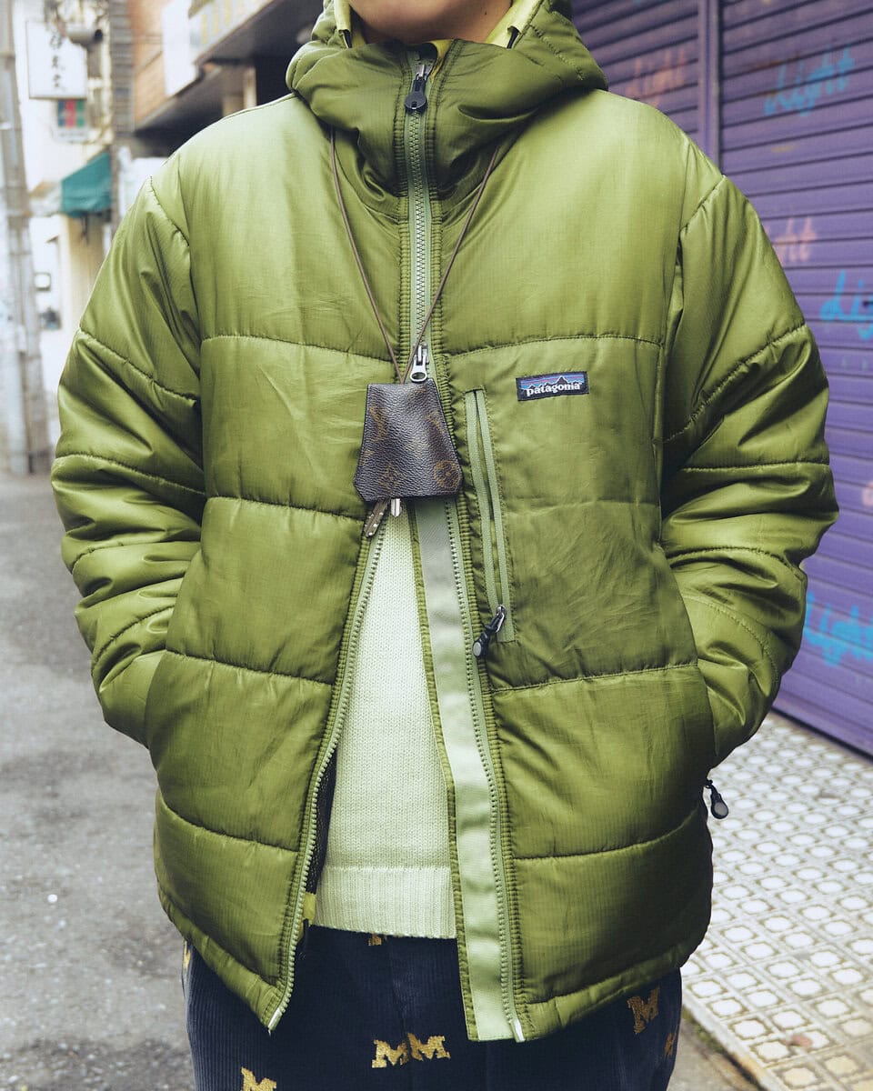 【スナップ】キャップとコーデュロイパンツの色合わせがポイント